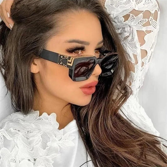 LV Mirror 1.0